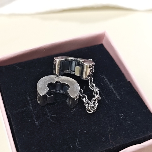 Authentic Pandora Logo Safety Chain 792057CZ-05 CZ Sterling Silver Clip - Picture 4 of 5